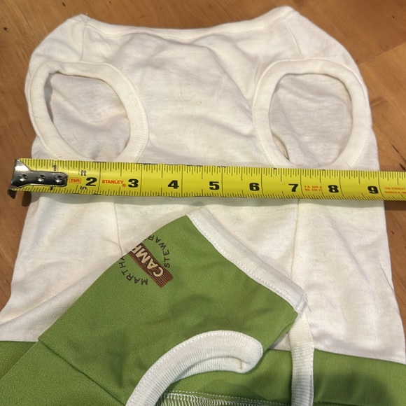 Lot small/med dog clothes gently used - Picture 10 of 11